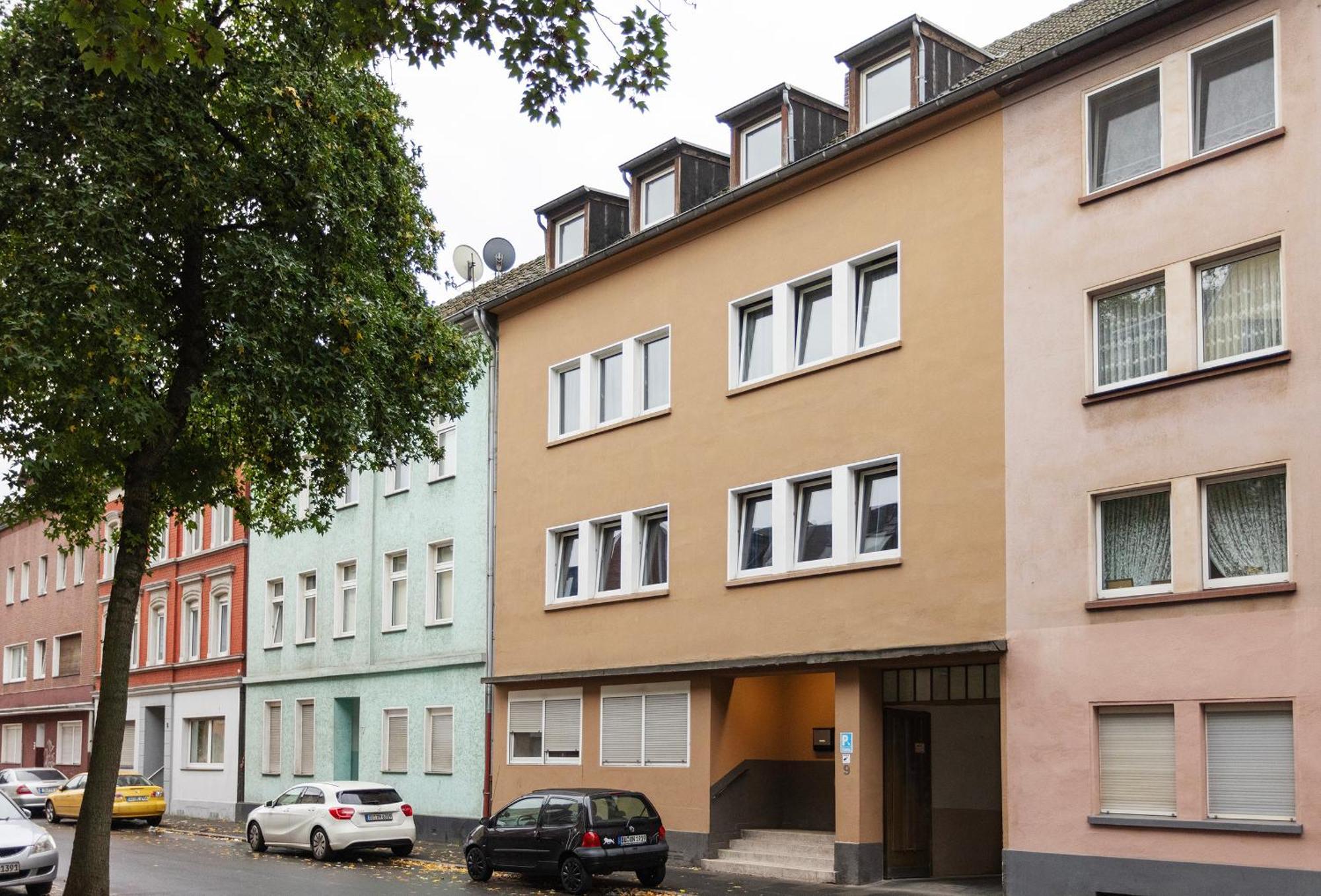 Big Flat With Fresh Renovation, Free Parking, Sonyps, Netflix Apartment Duisburg Bagian luar foto