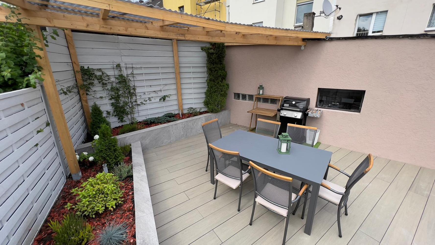 Big Flat With Fresh Renovation, Free Parking, Sonyps, Netflix Apartment Duisburg Bagian luar foto